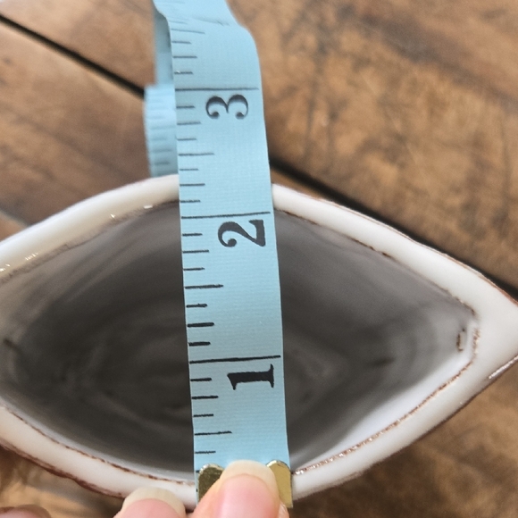 Artisan Brown Spiral Vase with Feather Accent - Picture 5 of 8